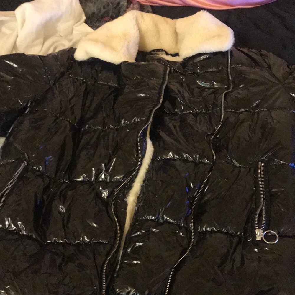 Forever 21 black puffer jacket